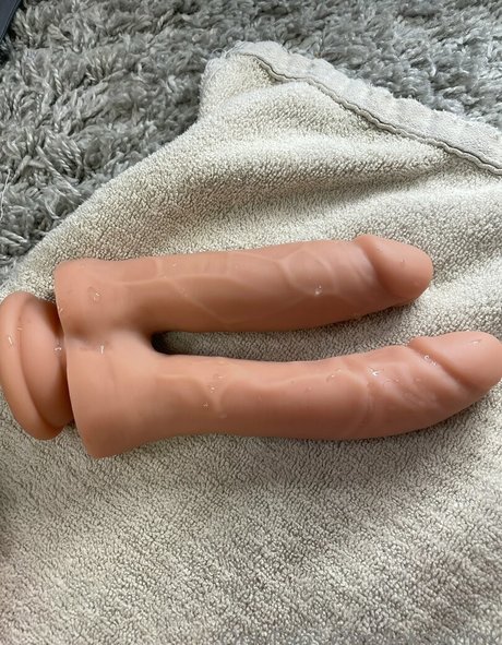 ベビーシッターオンリーファンズ トップ 写真