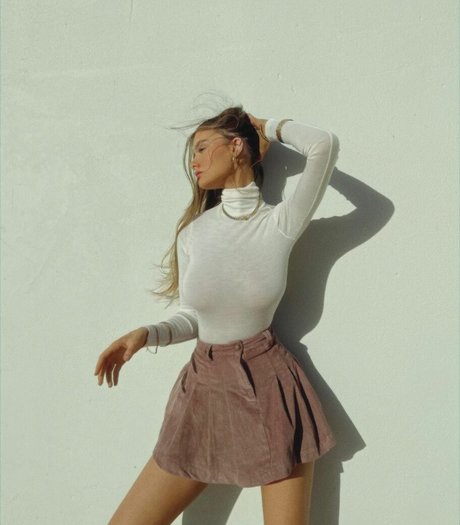 Ella Grace Cervetto 美しいモデル ギャラリー