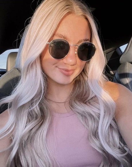 Tavia セクシーなスター 写真