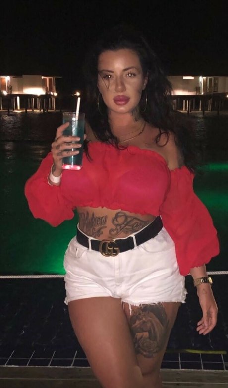 Kristina Karieva ポルノスター 素敵 写真