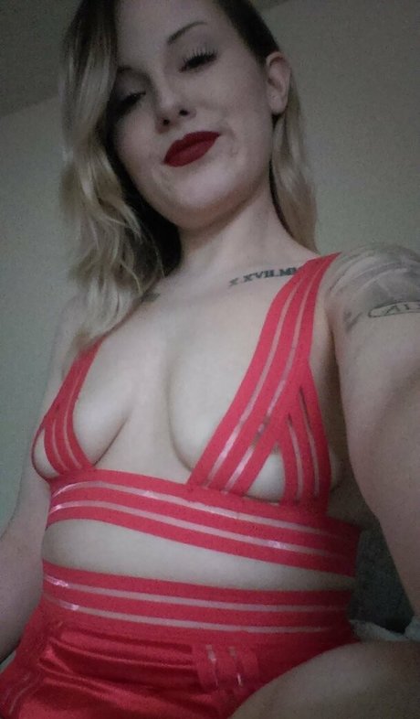 katiiemae アート女優 画像