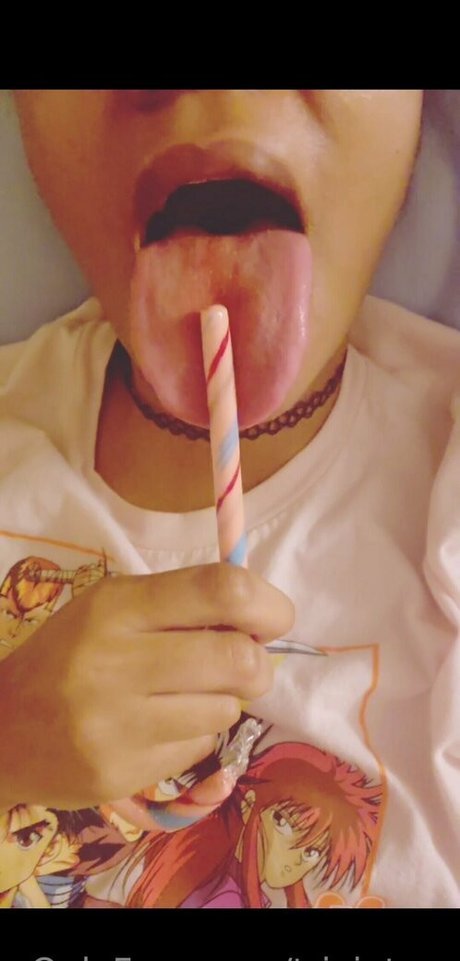 アマチュアペッギングオンリーファンズ 無料裸 写真