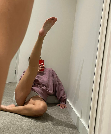 barefoothottiex 素敵なスター 写真