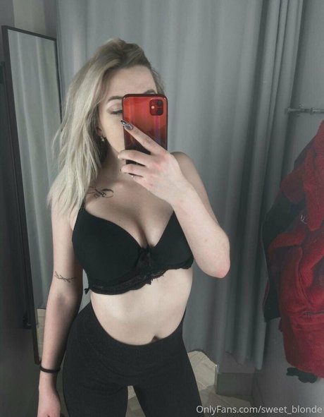 ヌードスターオンリーファンズ ホットヌード 画像