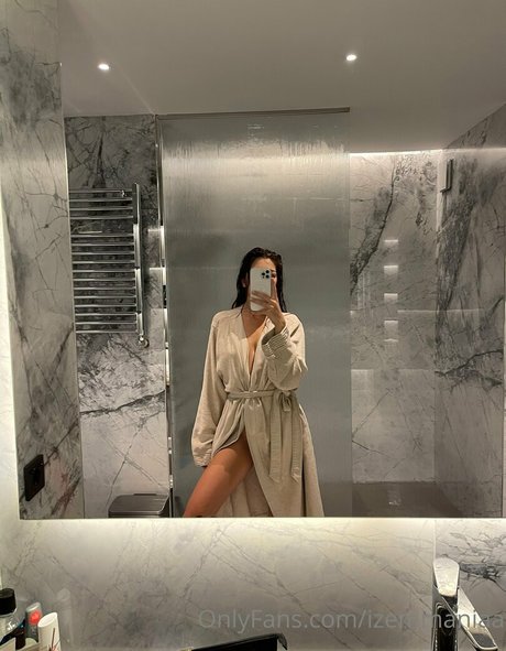 izemmaniaa xxxポルノスター 写真