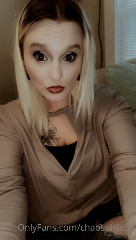 POV 熟女 オンリーファンズ 無料裸 写真