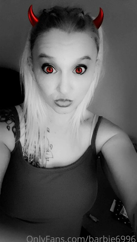 barbie6996 ホット女優 写真