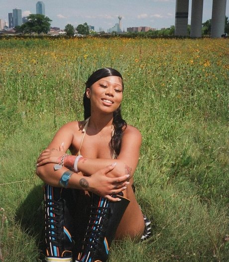 Sukibaby 独占スター ギャラリー