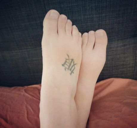 everlymoon セックスポルノスター 画像