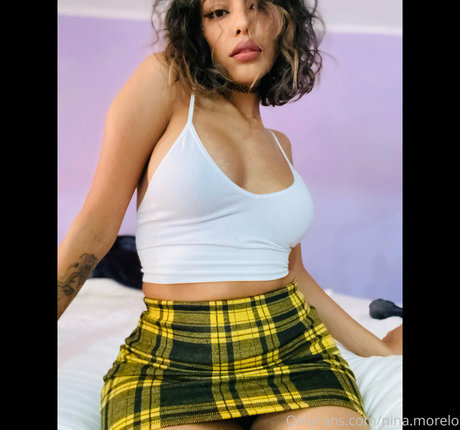 nina morelo アート女優 写真