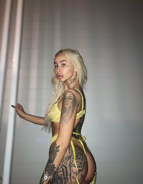 pernillahakansson アダルトスター 画像