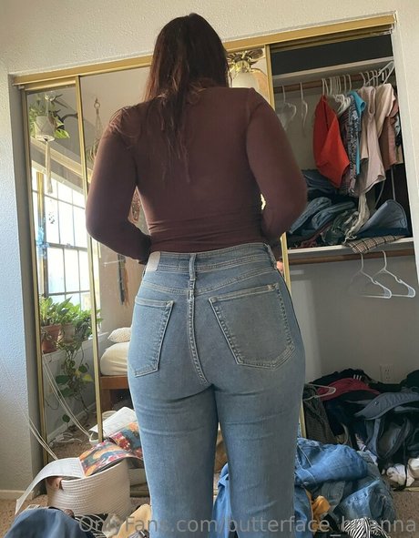 butterface brianna セックスモデル 画像