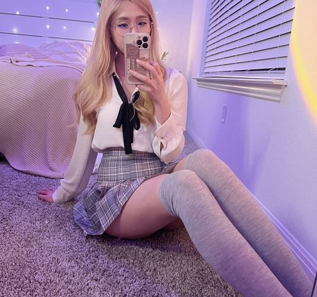 Yougelly セックスモデル 写真