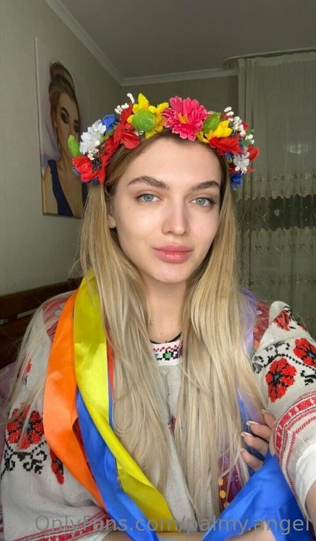 黒檀の指入れオンリーファンズ ヌード 写真