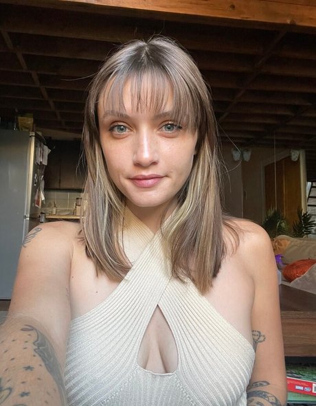 Alanah Mackie かわいいポルノスター アーカイブ