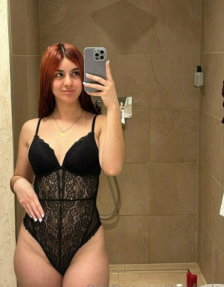 asmr ジンジャー オンリーファンズ アダルト 写真