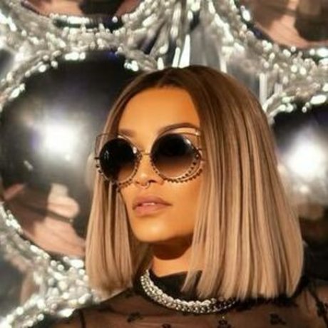 Pearl Thusi ポルノスター ホット 写真