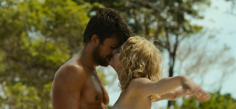 Julia Schlaepfer プロフィール写真