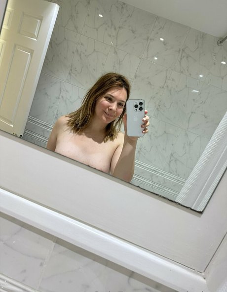 アナルオーガズム オンリーファンズ エロチック 写真