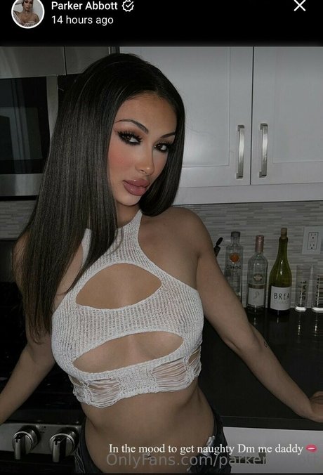 Parker Abbott ヌードモデル 写真