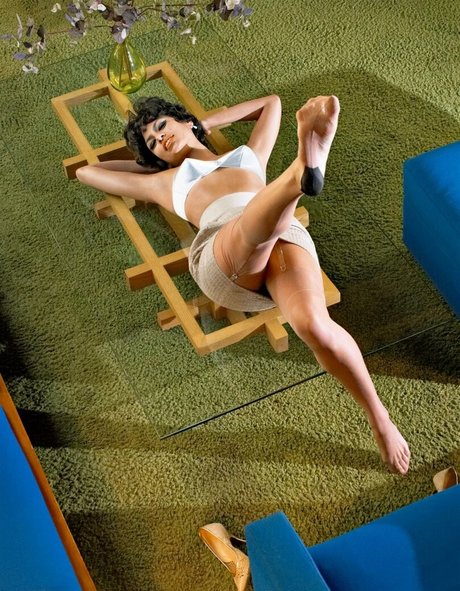 Eva Mendes ヌードモデル 画像