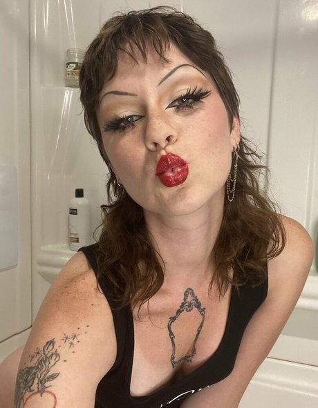 キムチオンリーファン ヌード ギャラリー