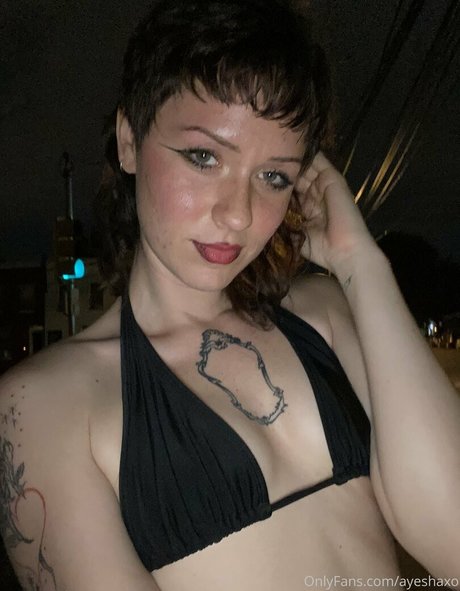 ayeshaxo ホット女優 ギャラリー