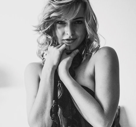 Littleluckycharm 素敵なポルノスター ギャラリー