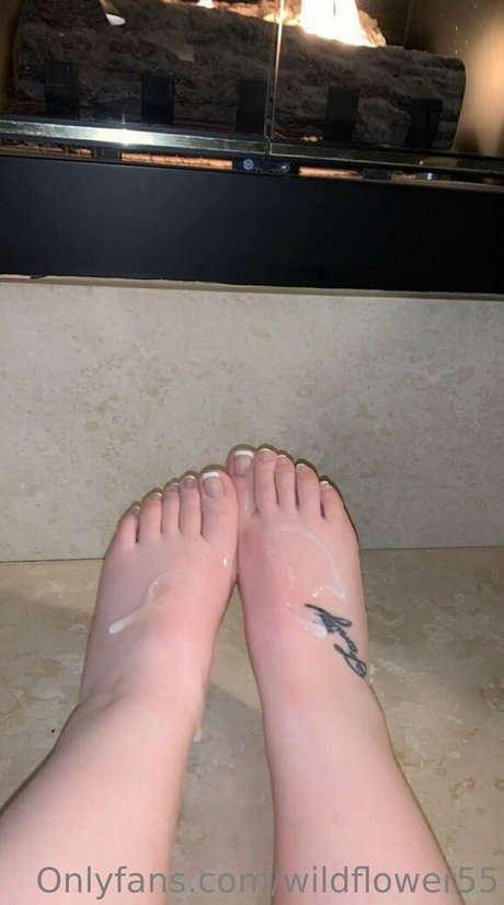 wildflower55free 裸のモデル 写真