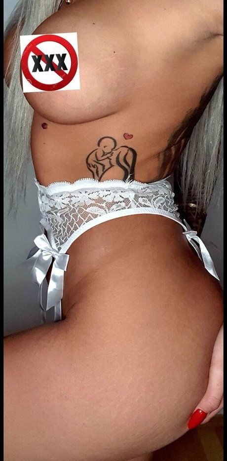 roxanaa23 ヌードモデル 写真