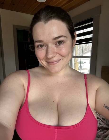 アナル乱交オンリーファンズ HD 画像