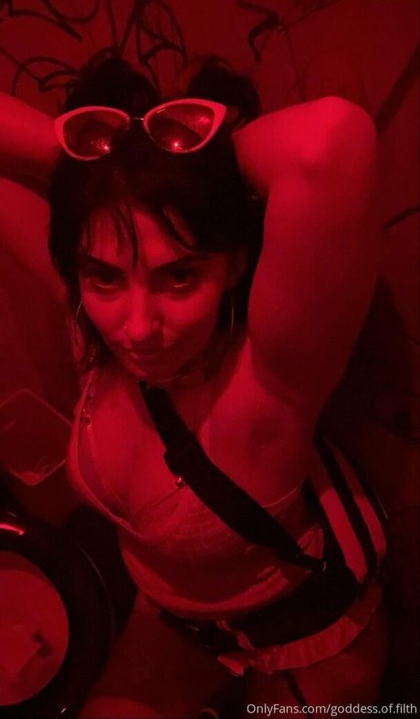 金髪の足コキオンリーファンズ えろ 写真