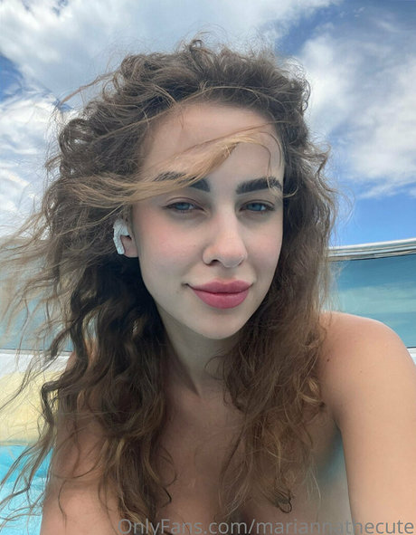 mariannathecute セクシーモデル 画像