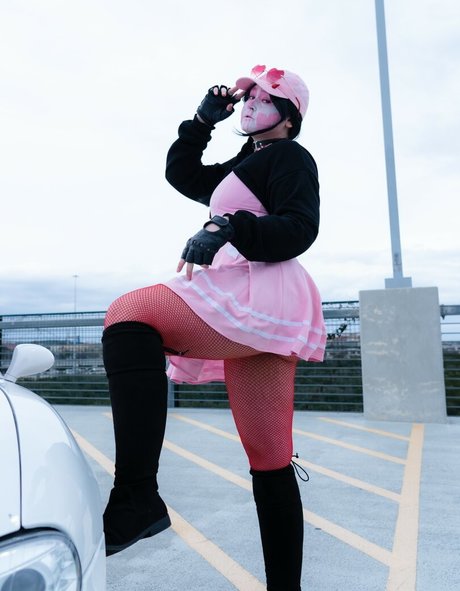 かわいいブロンドのオンリーファンズ 美しい裸 画像