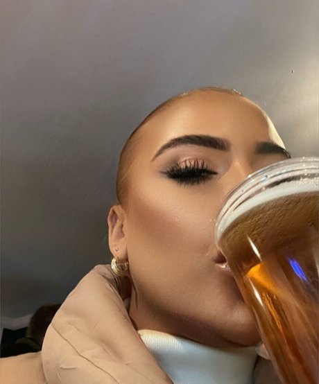 Tガールオンリーファン ポルノ 写真