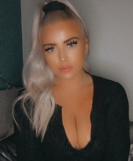 軍事オンリーファンズ セクシーヌード ギャラリー