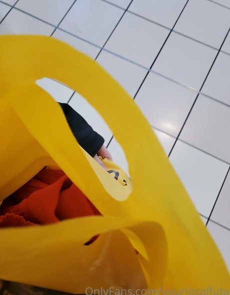 yourlocalfuta 裸のポルノスター 写真