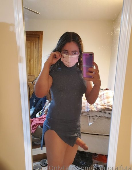 バン・オンリーファンズ 無料アダルト 写真