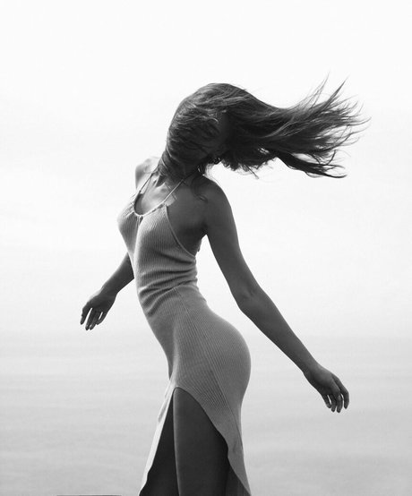 radmilasad ポルノスター 画像