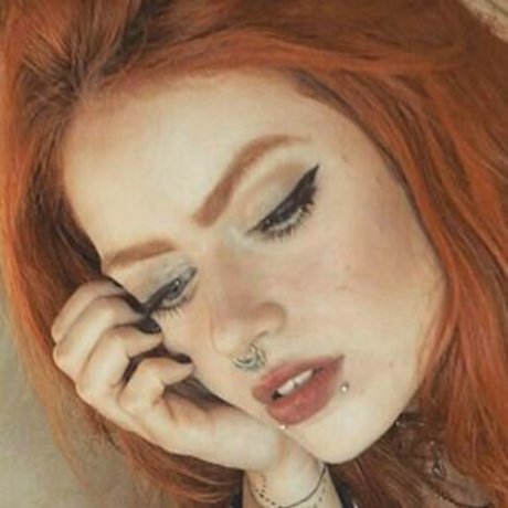 アジアン潮吹き オンリーファンズ えろた 写真