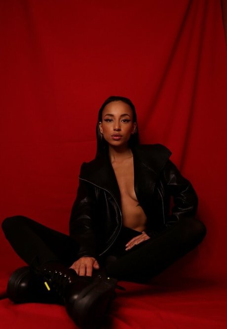 アマチュアディープスロートオンリーファンズ 無料裸 写真