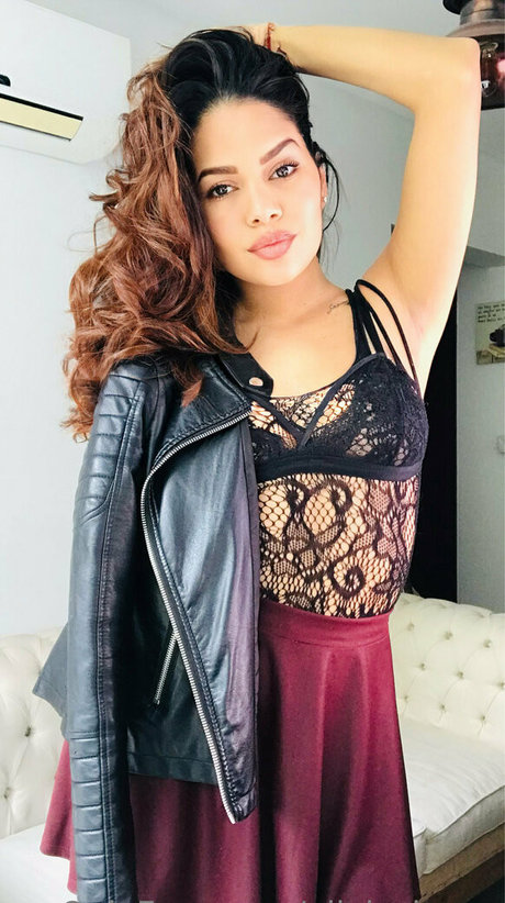 sofia jones2 ポルノ女優 アーカイブ