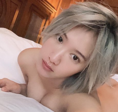 Lola Zeita かわいいスター 画像