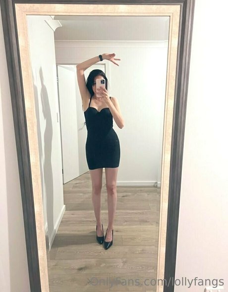 lollyfangs スター ヌード 写真