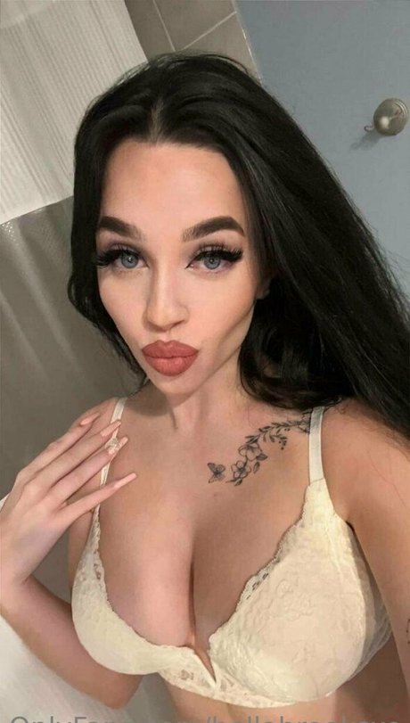 bellabrooksxo スター ヌード ギャラリー