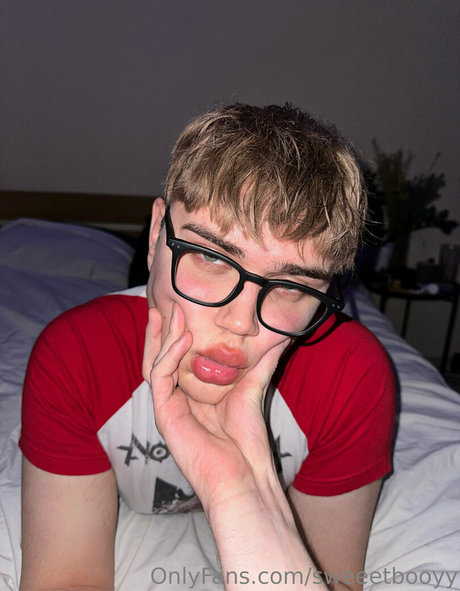 sweeetbooyy 裸のスター アーカイブ