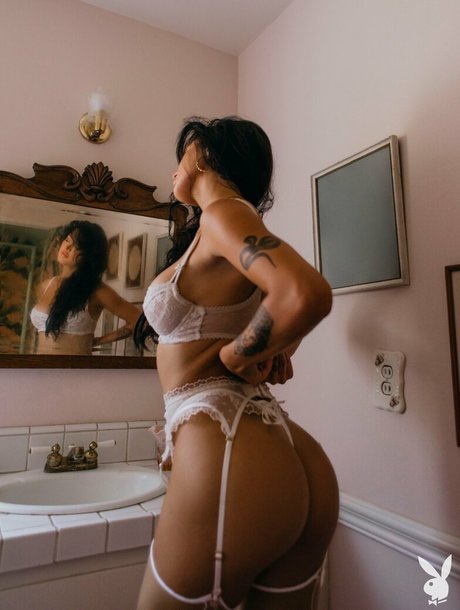 Riley Riviera 写真集