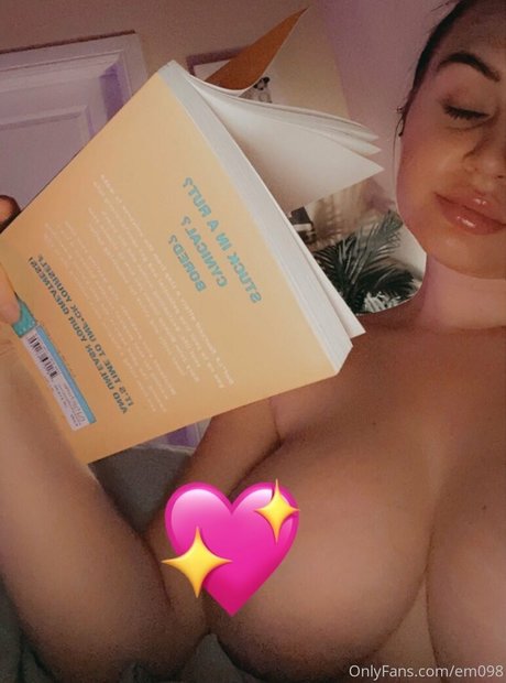 老母オンリーファン 裸 画像