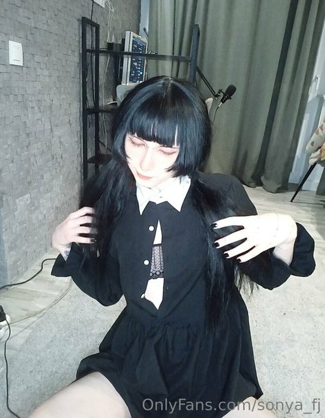 sonya fj エロティックなポルノスター 画像