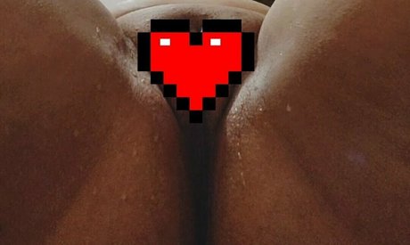 黒人女性のオンリーファンズ エロチック 画像